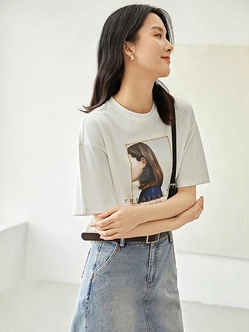 不含国家统一认可的职业证书类培训);服装服饰的设计,加工;针纺织品